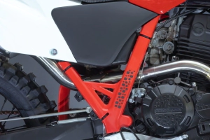 Cubre Cuadro AMX Honda Tornado XR 250
