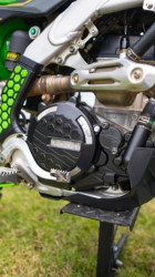 AMX Tapa Motor Embrague Moto KX 450 19-15 negro